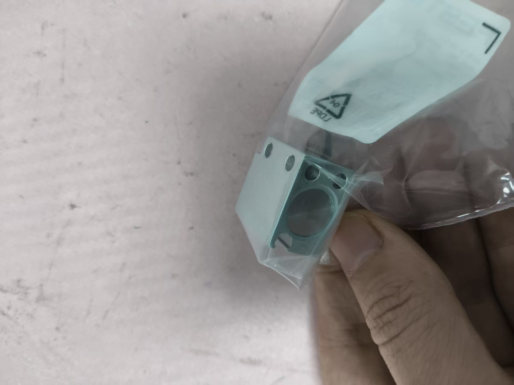 电商MRO供应链德国FESTO费斯托 紧凑型气缸  AEN-S-10-5-1