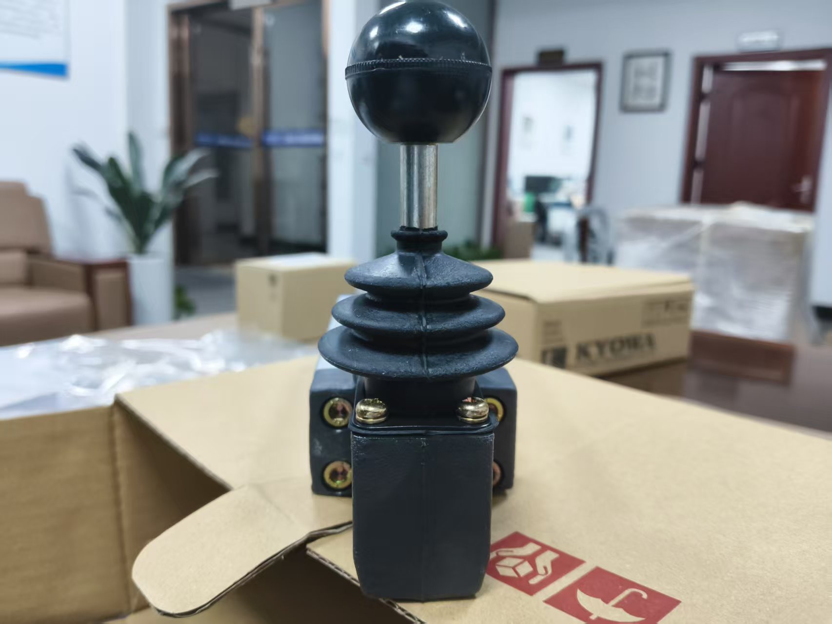 电商MRO供应链日本TAIYO太阳铁工 电磁阀RB54CN3HC