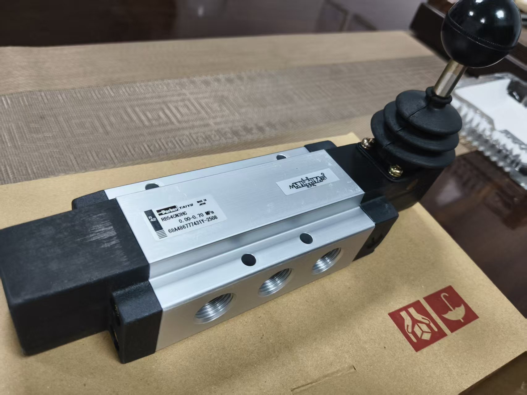 电商MRO供应链日本TAIYO太阳铁工 电磁阀RB54CN3HC