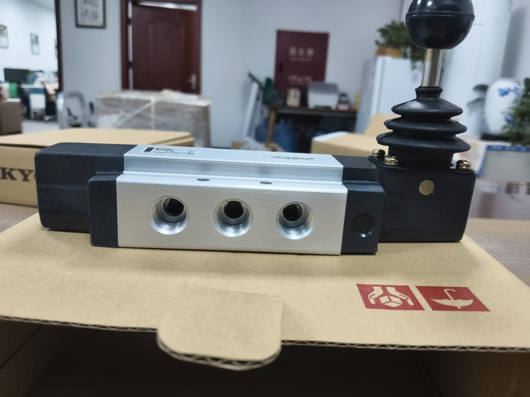 电商MRO供应链日本TAIYO太阳铁工 电磁阀RB54CN3HC