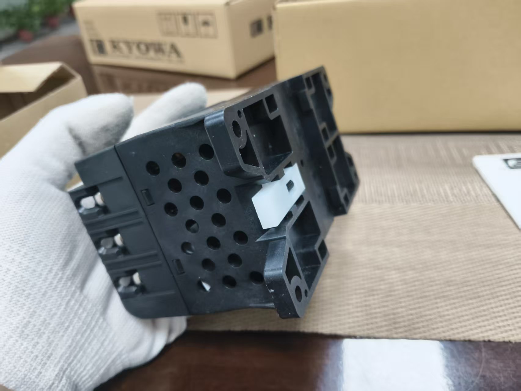 电商MRO供应链日本FUJI富士电机滤波器 RNFTD30-20