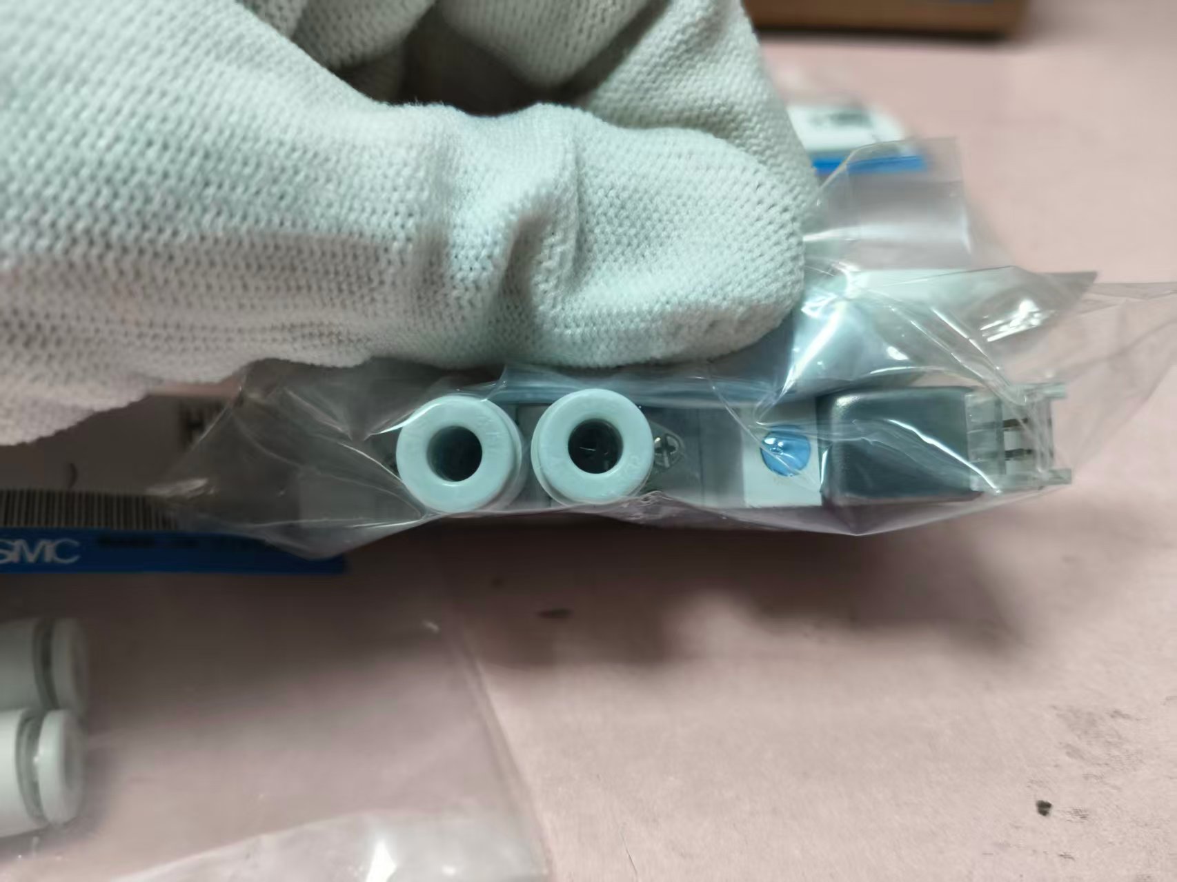 电商MRO供应链日本SMC气缸SY3120-5M0Z-C4