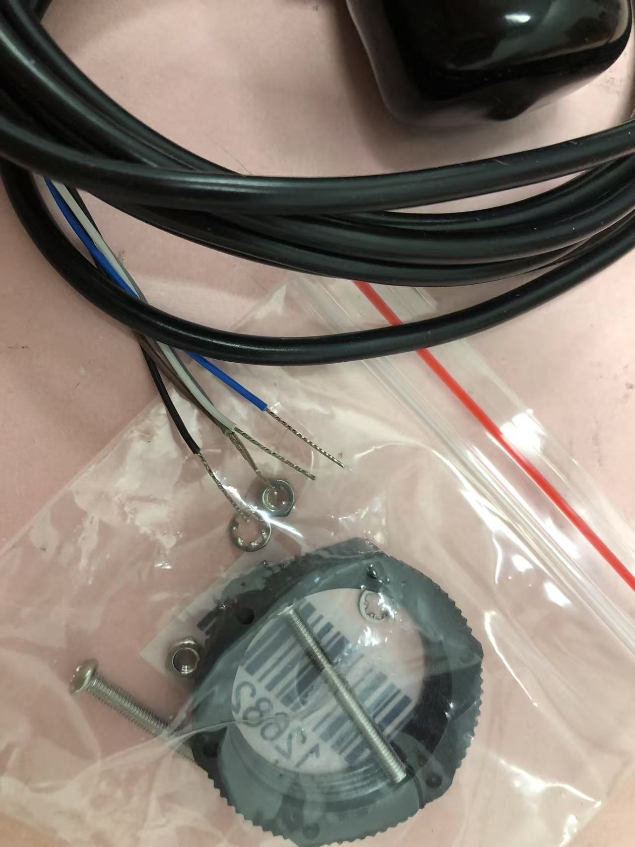 电商MRO供应链德国BALLUFF巴鲁夫接近开关BES516-325-E5-C-S4