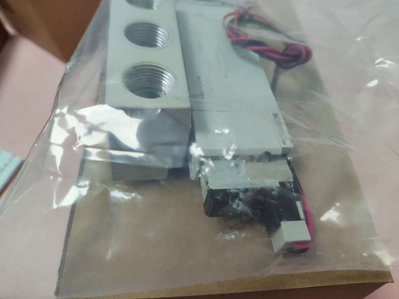 电商MRO供应日本CKD喜开理 电磁阀 4GE320R-10-E2C-3