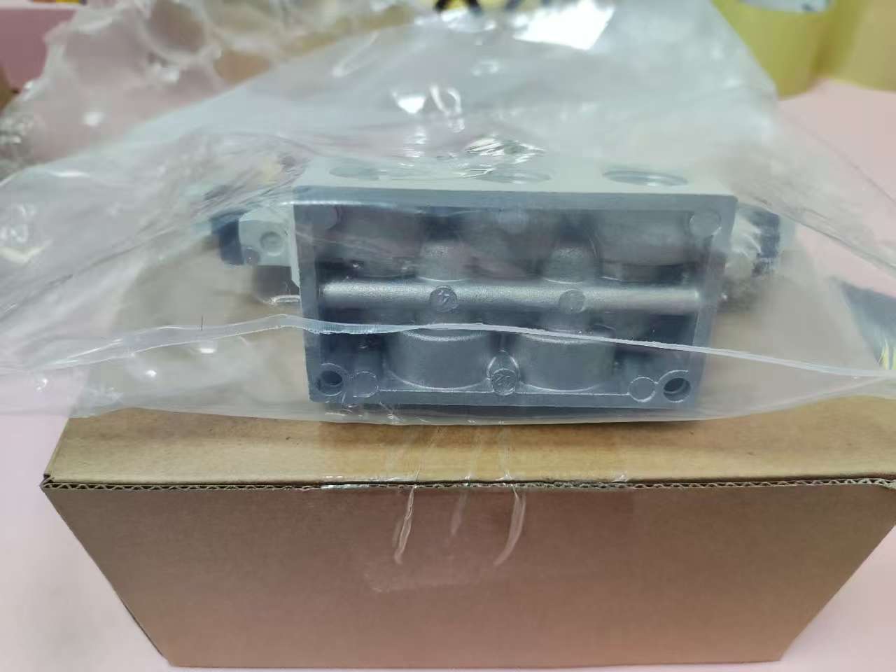 电商MRO供应日本CKD喜开理 电磁阀 4GE320R-10-E2C-3