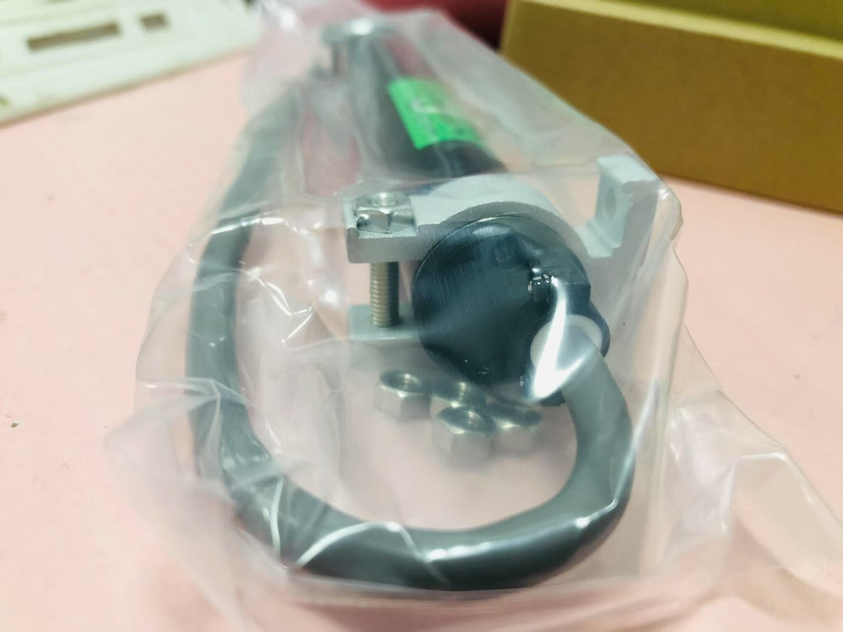 电商MRO供应链日本MIDORI绿测器电位器   LP-150FJ  1KΩ