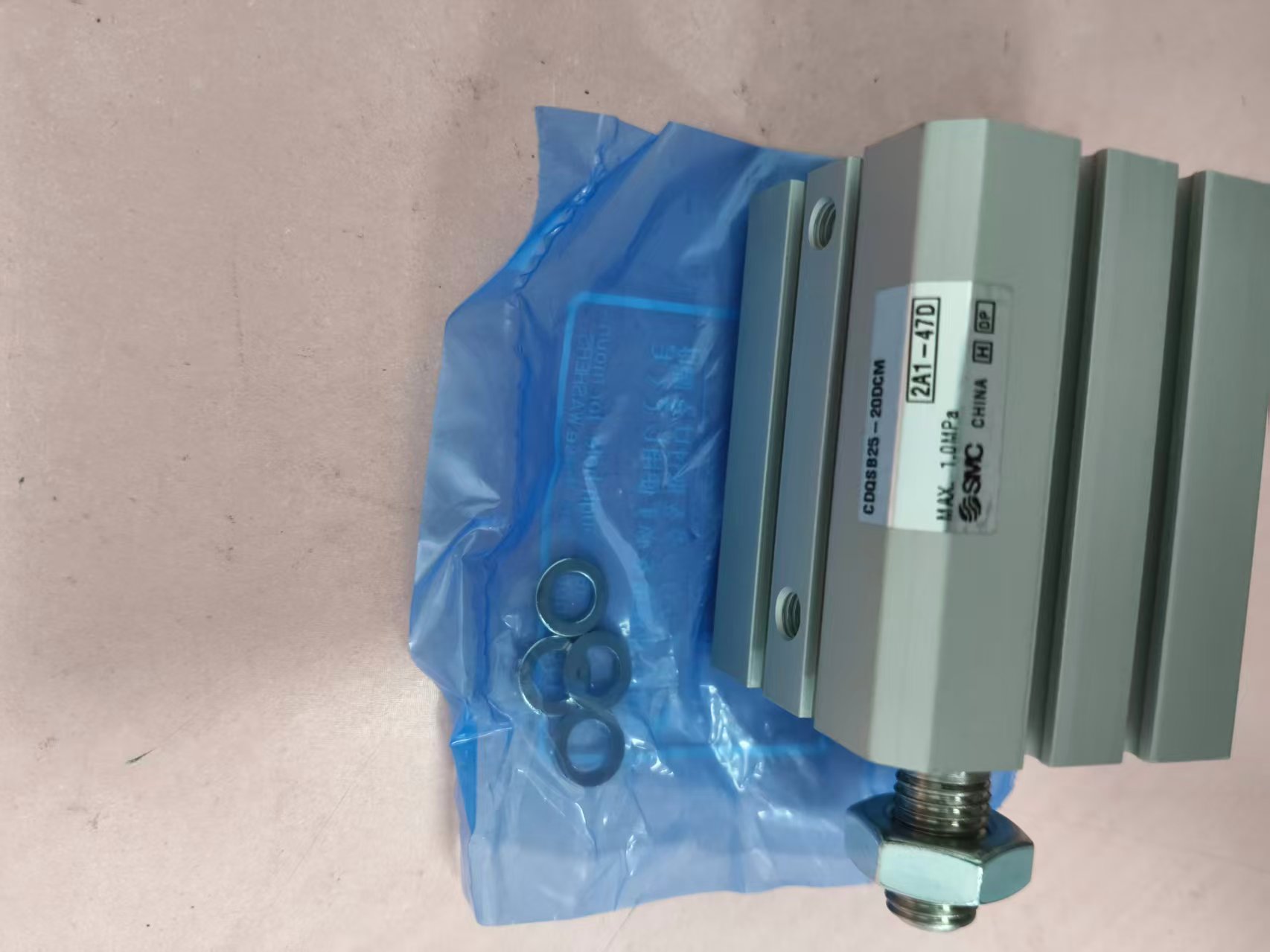 电商MRO供应链日本SMC 气缸 CDQSB25-20DCM