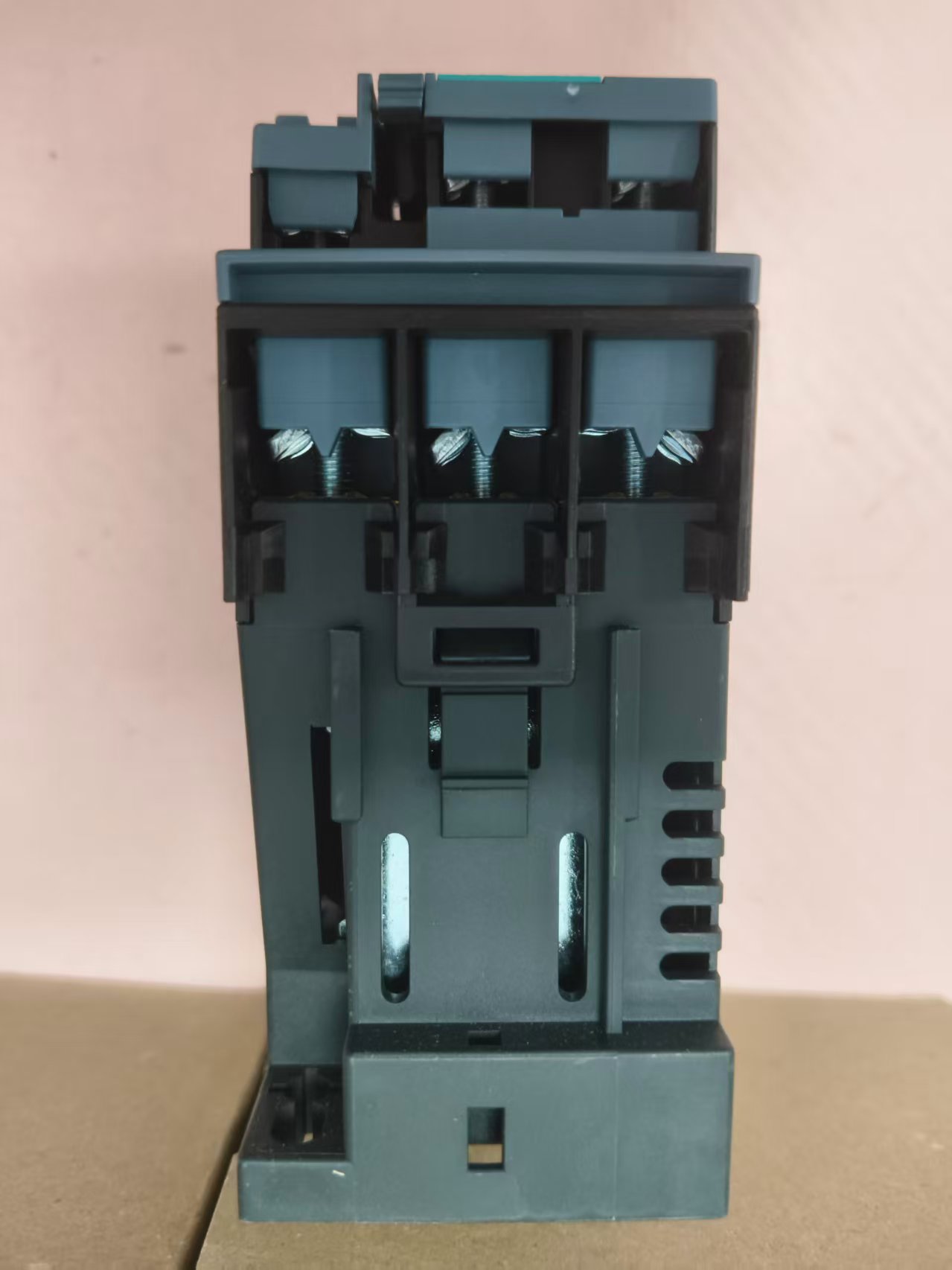 电商MRO供应链日本SIEMENS西门子接触器 3RT2025-1BB40