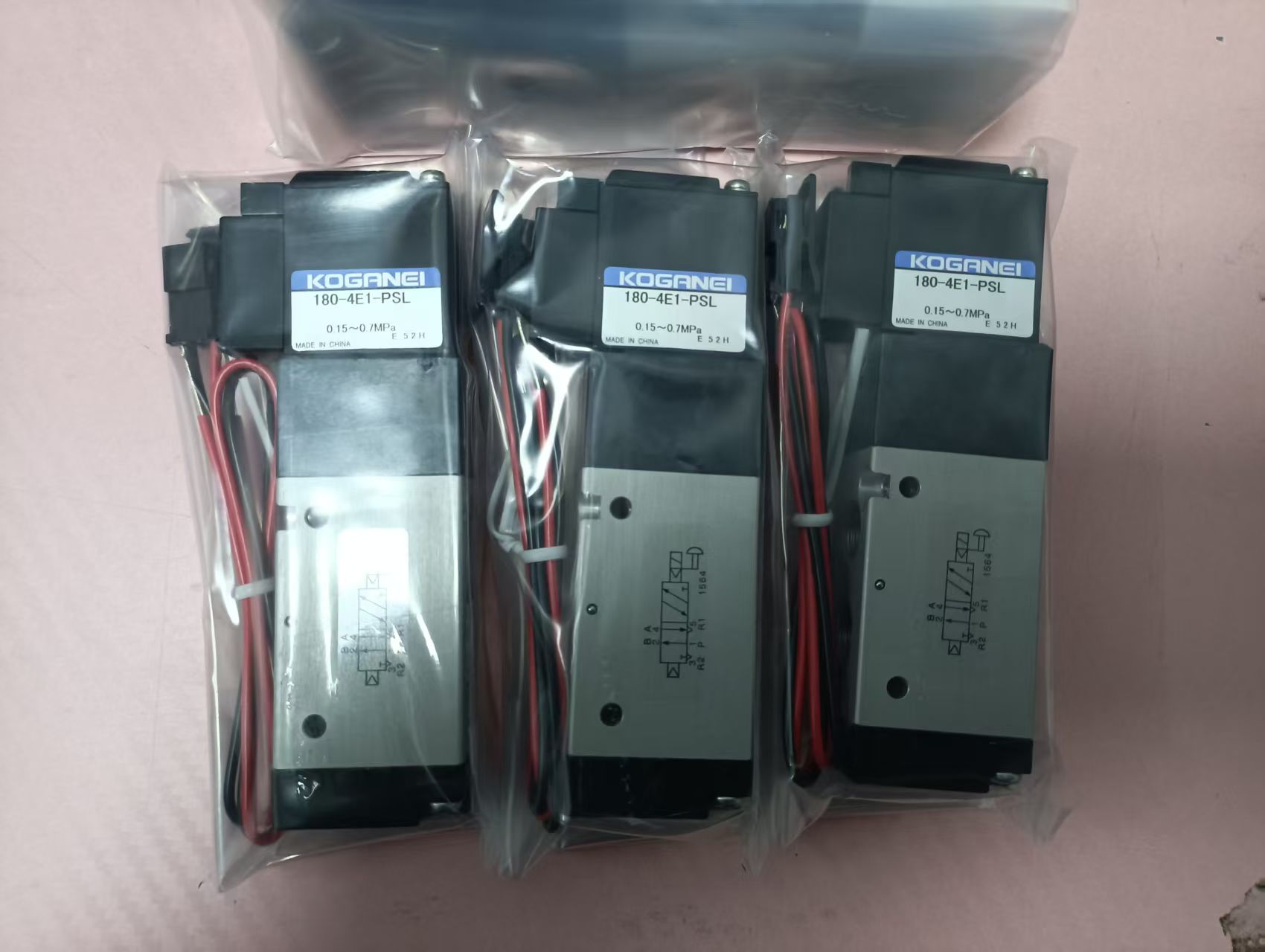 电商MRO供应链日本KOGANEI小金井电磁阀 180-4E1-PSL-DC24V