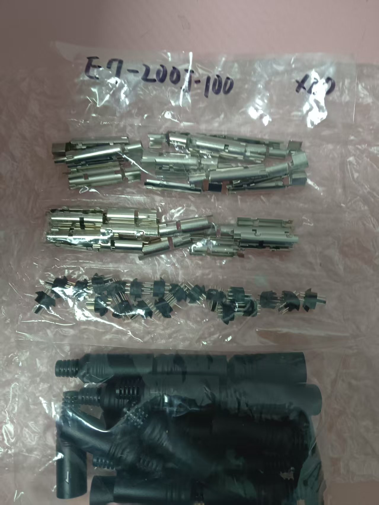 电商MRO供应链日本qqqtec连接器 E7-200J-100