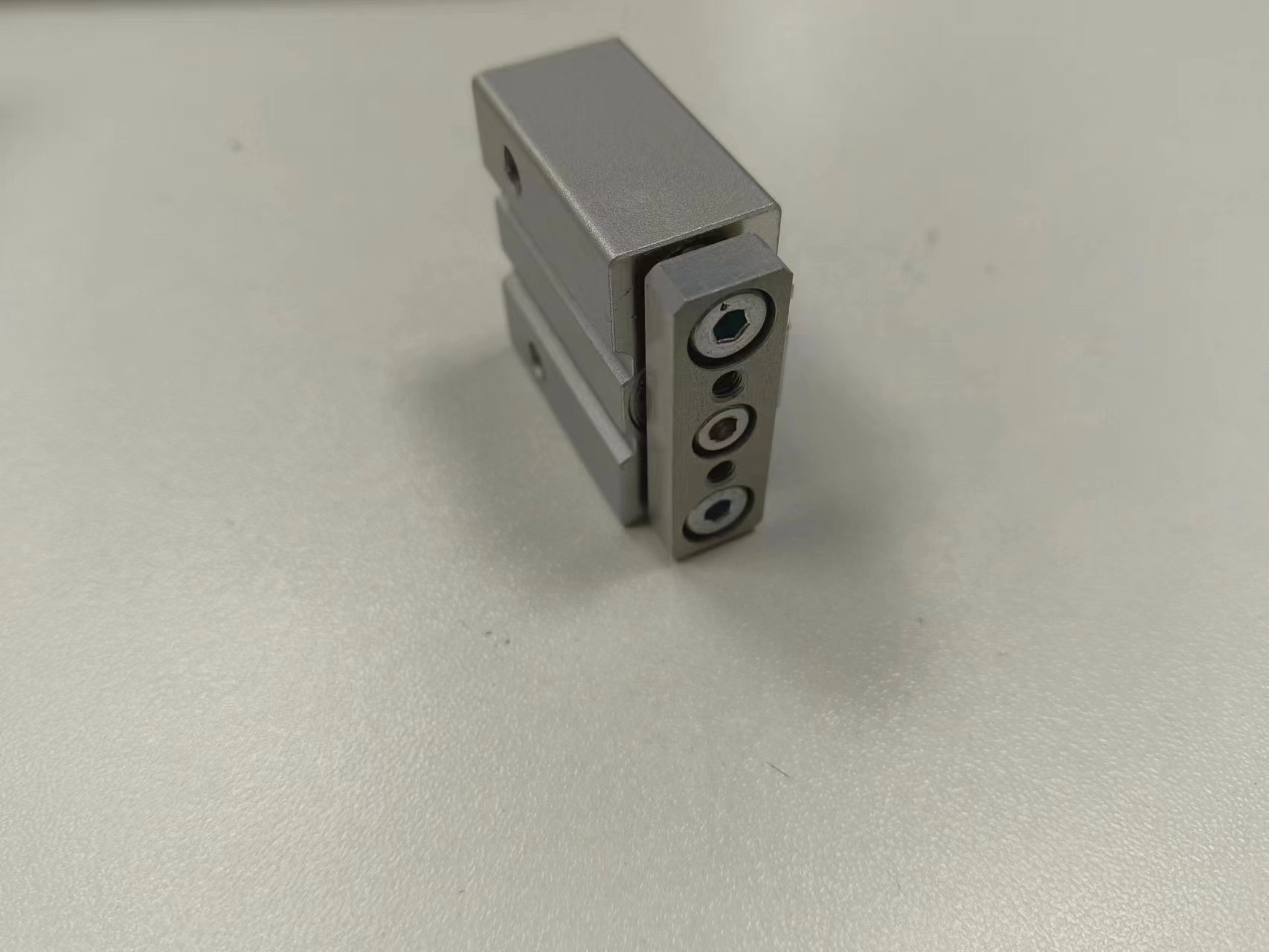 电商MRO供应链日本SMC 气压缸MGJ10-10