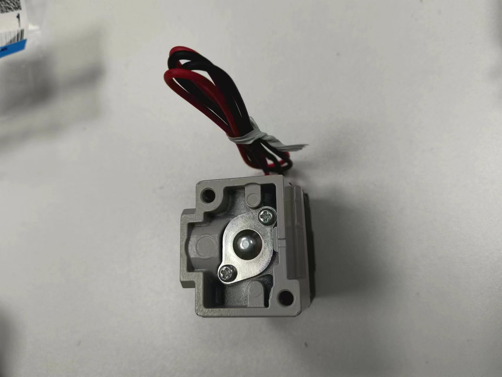 电商MRO供应链日本SMC电磁阀VT307-5G1-01