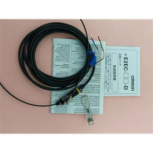 日本OMRON欧姆龙2米电缆放大器接近传感器E2EC-CR8D1用于机械行业