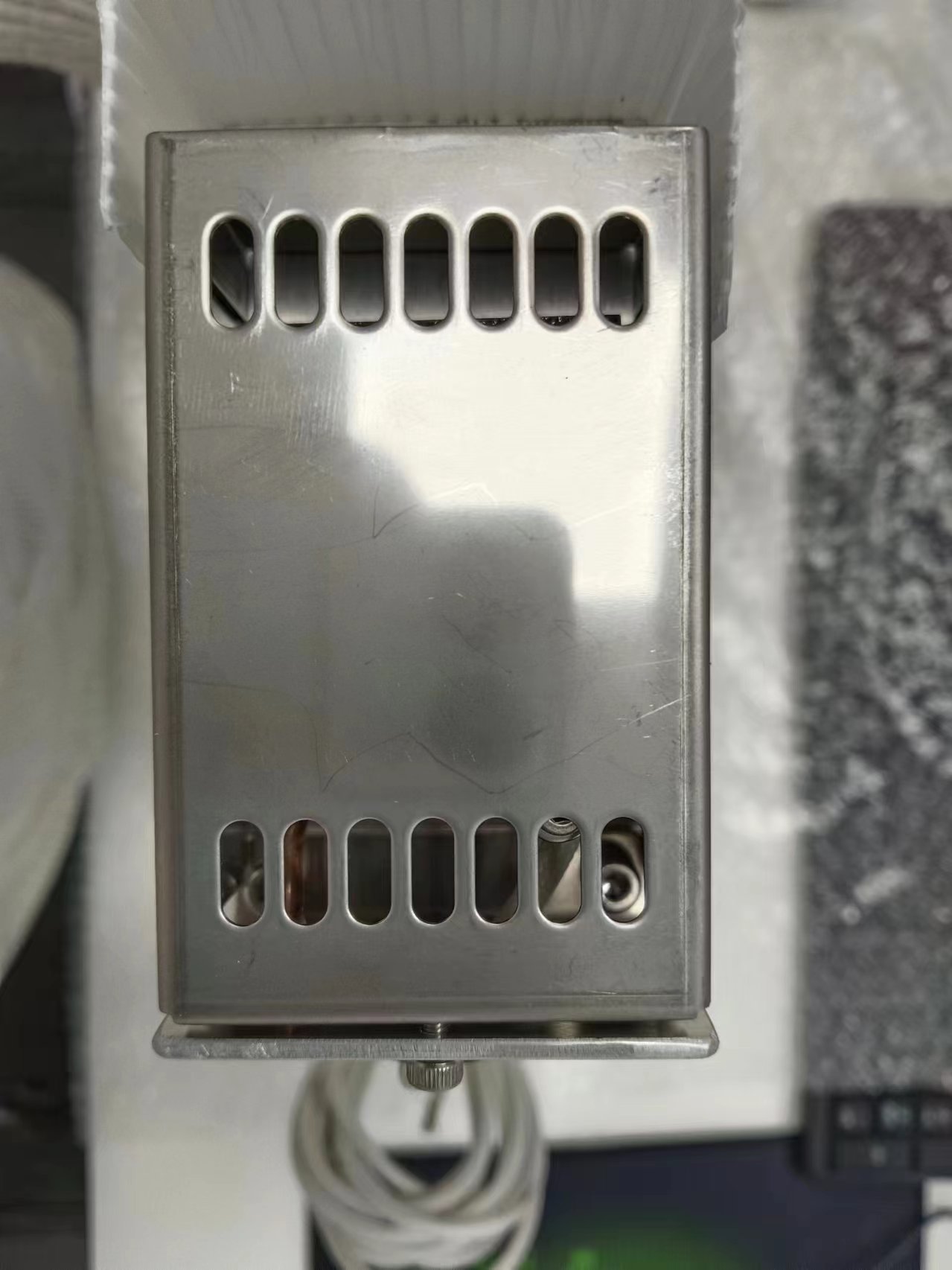 电商MRO供应链日本FINTECH 卤素加热灯LHW-55f25H10200V-3kw