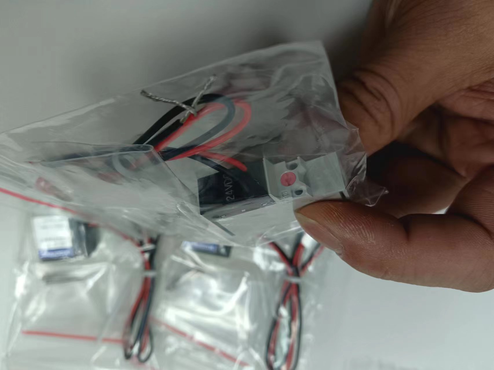 电商MRO供应链日本KOGANEI小金井电磁阀GAV010HE1