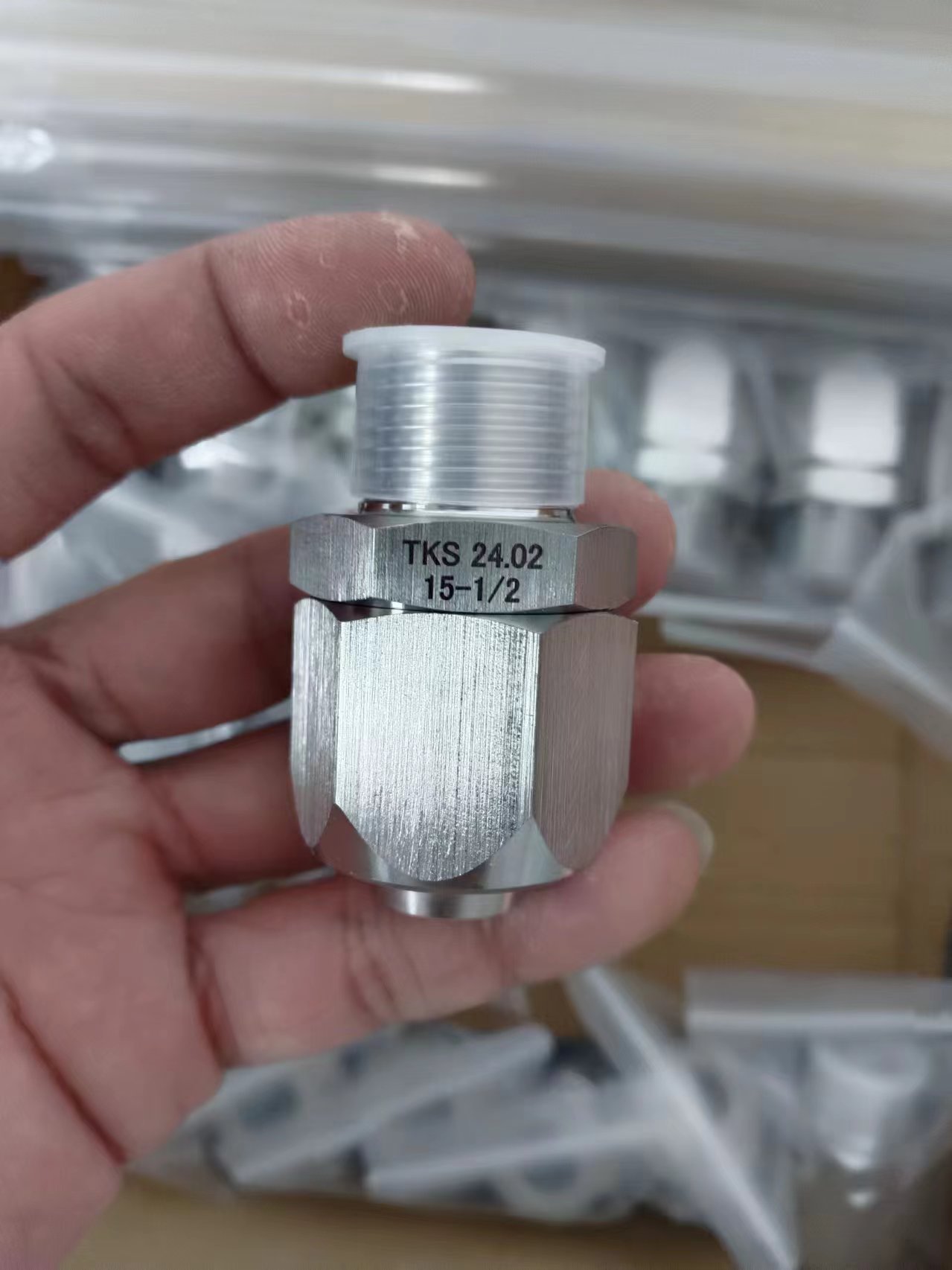 电商MRO供应链日本TOKIWA不锈钢304软管接头15-12