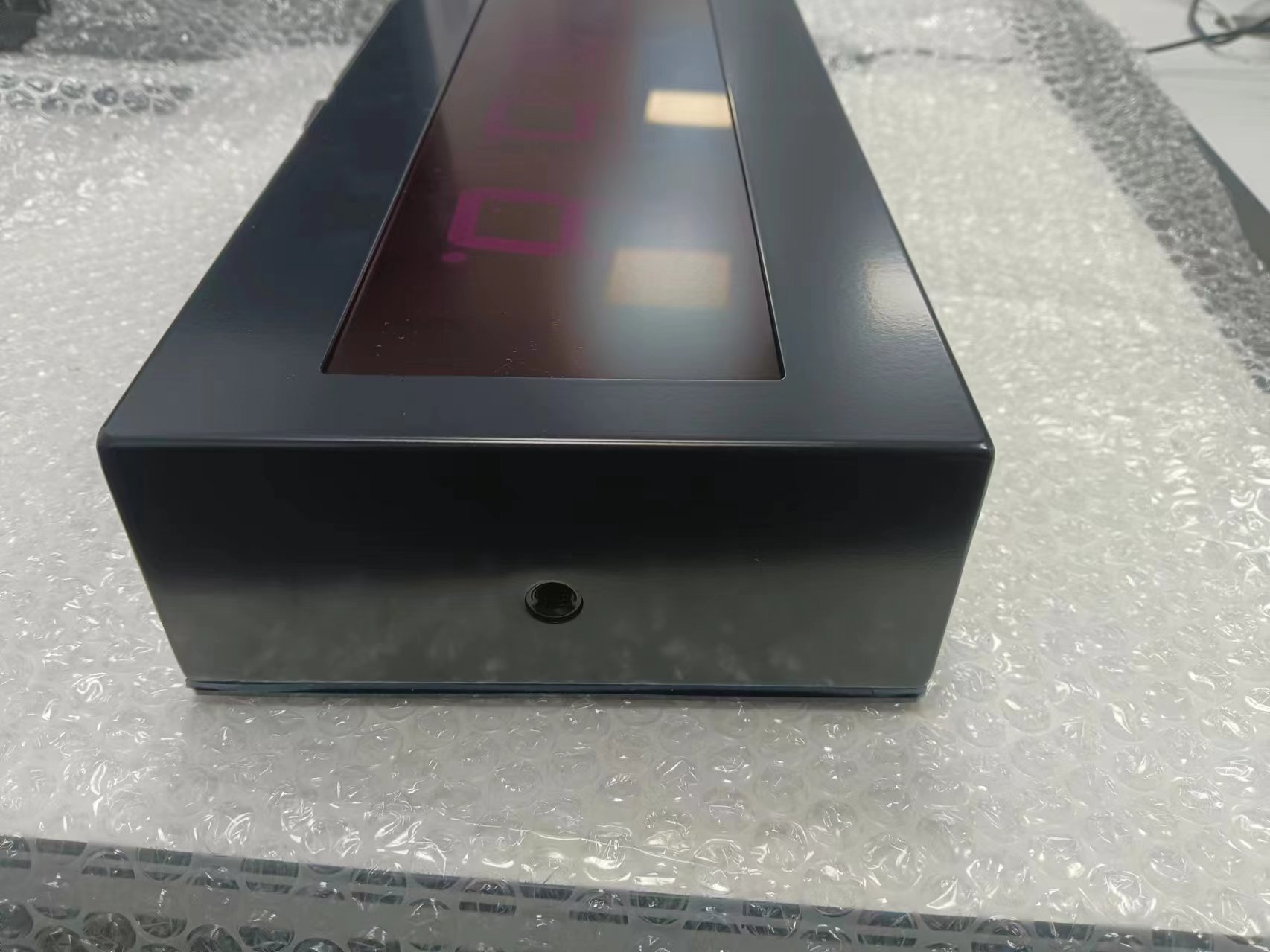 电商MRO供应链日本UNIPULSE优尼帕斯大型显示器LD557A