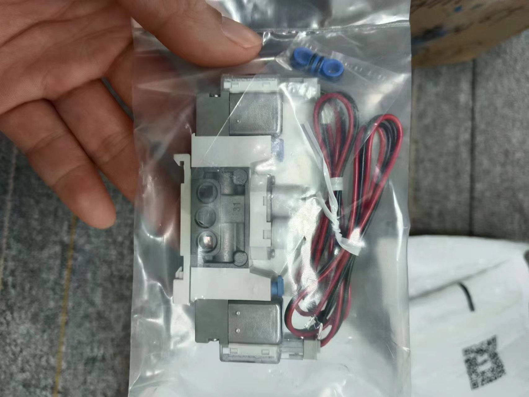 电商MRO供应链日本SMC 电磁阀SY3260-5MZE-C4