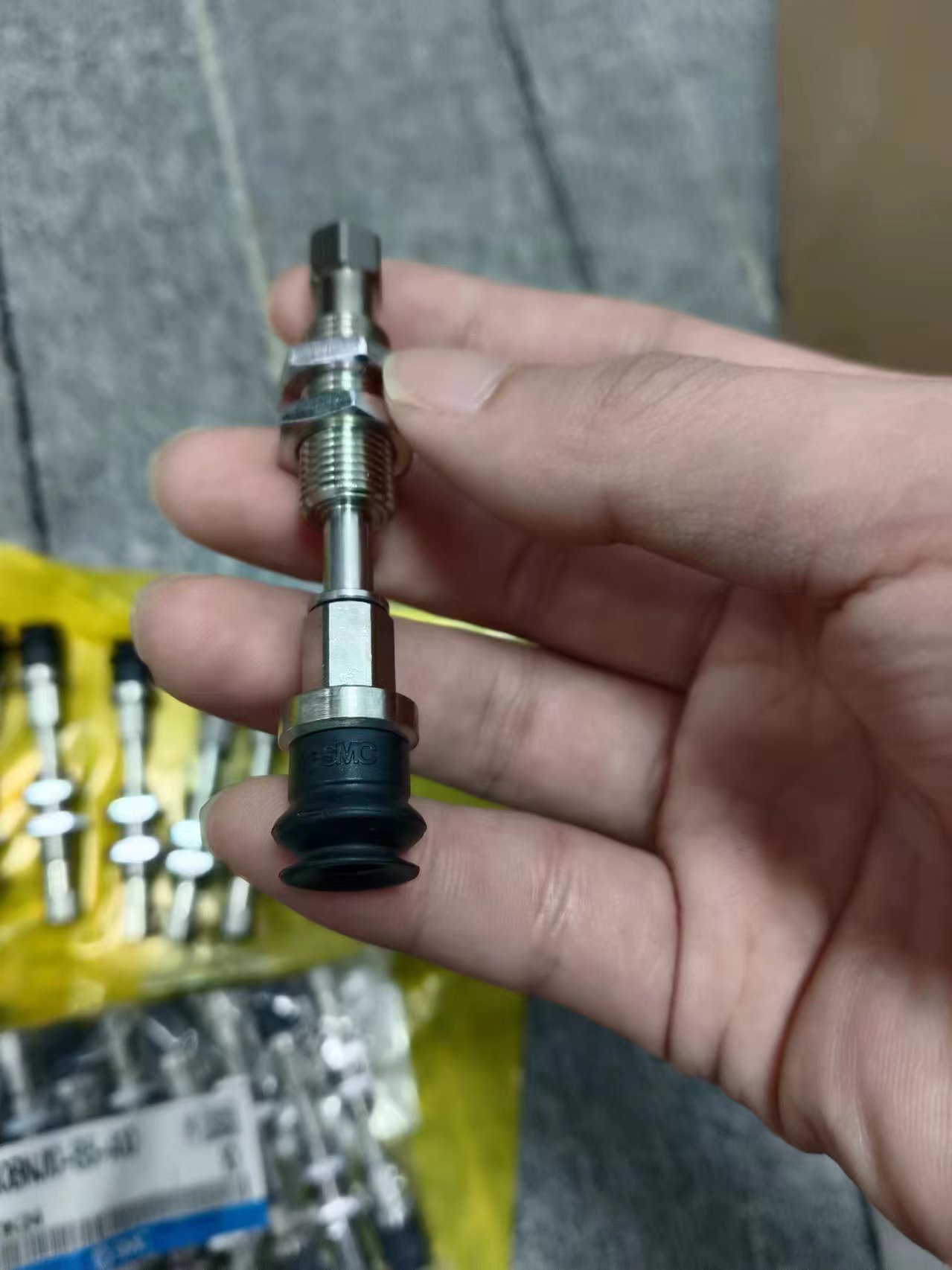 电商MRO供应链日本SMC 真空垫带缓冲器 ZPT10BNJ10-5-A10