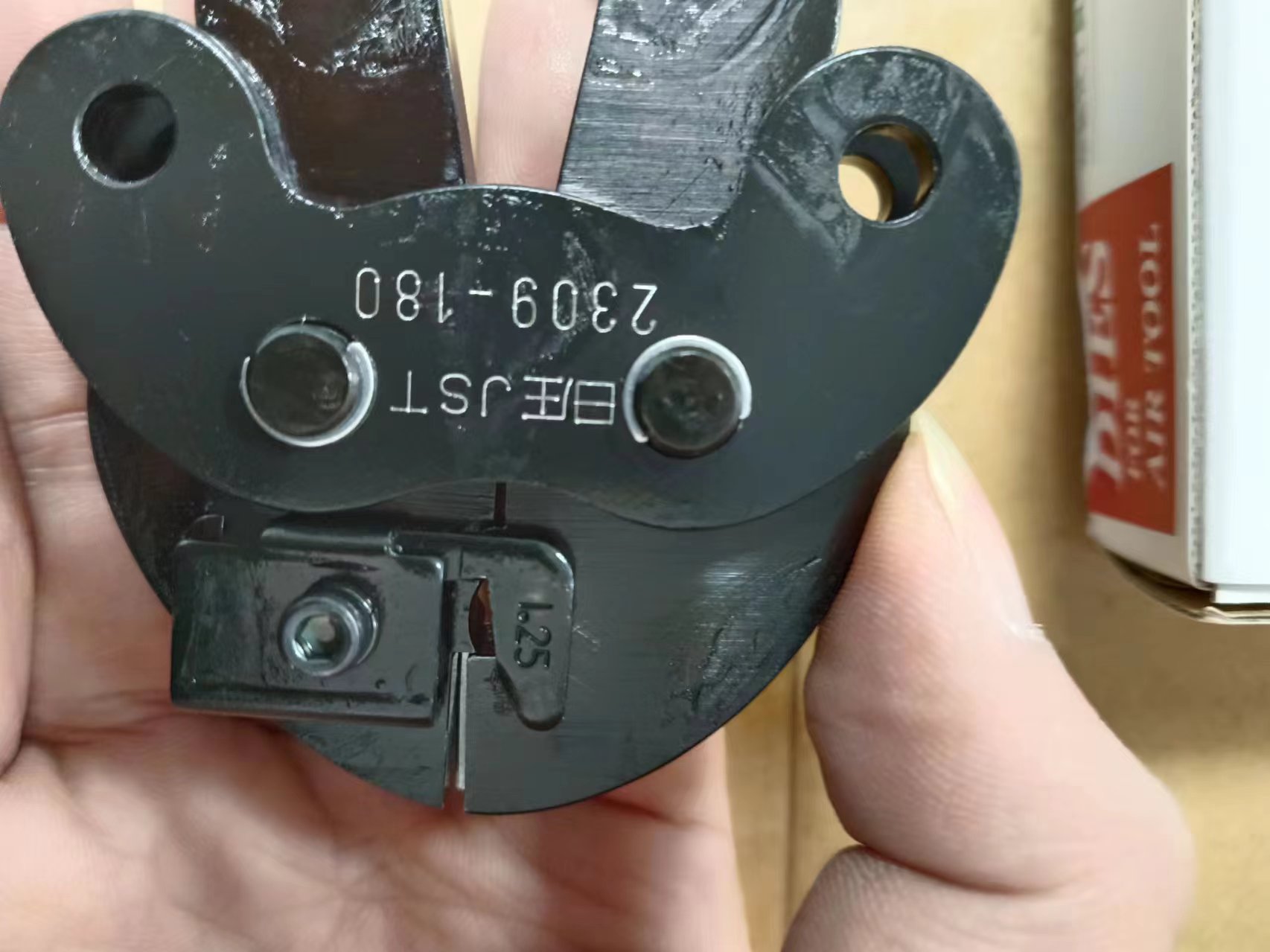 电商MRO供应链日本JST 压着工具到头AD-201F