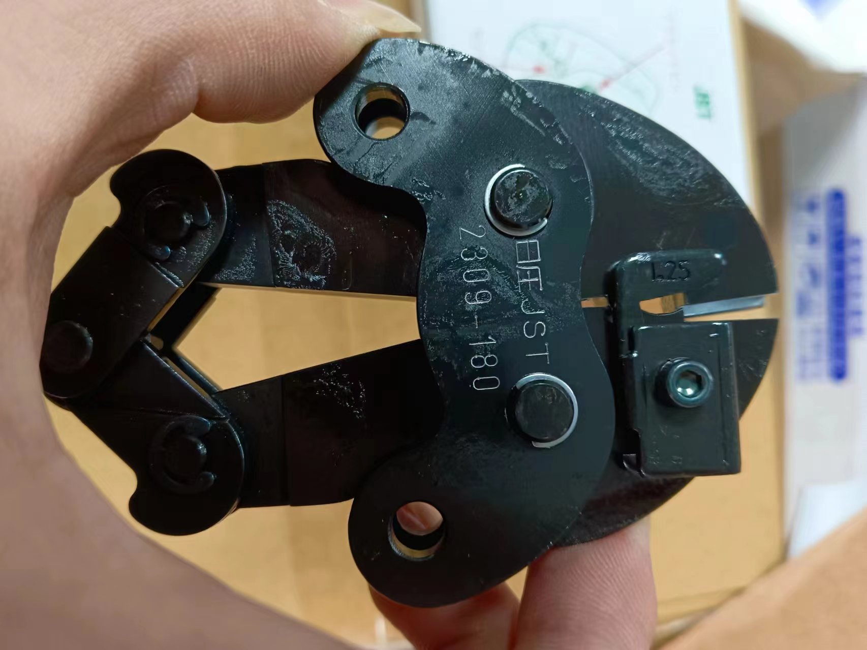 电商MRO供应链日本JST 压着工具到头AD-201F