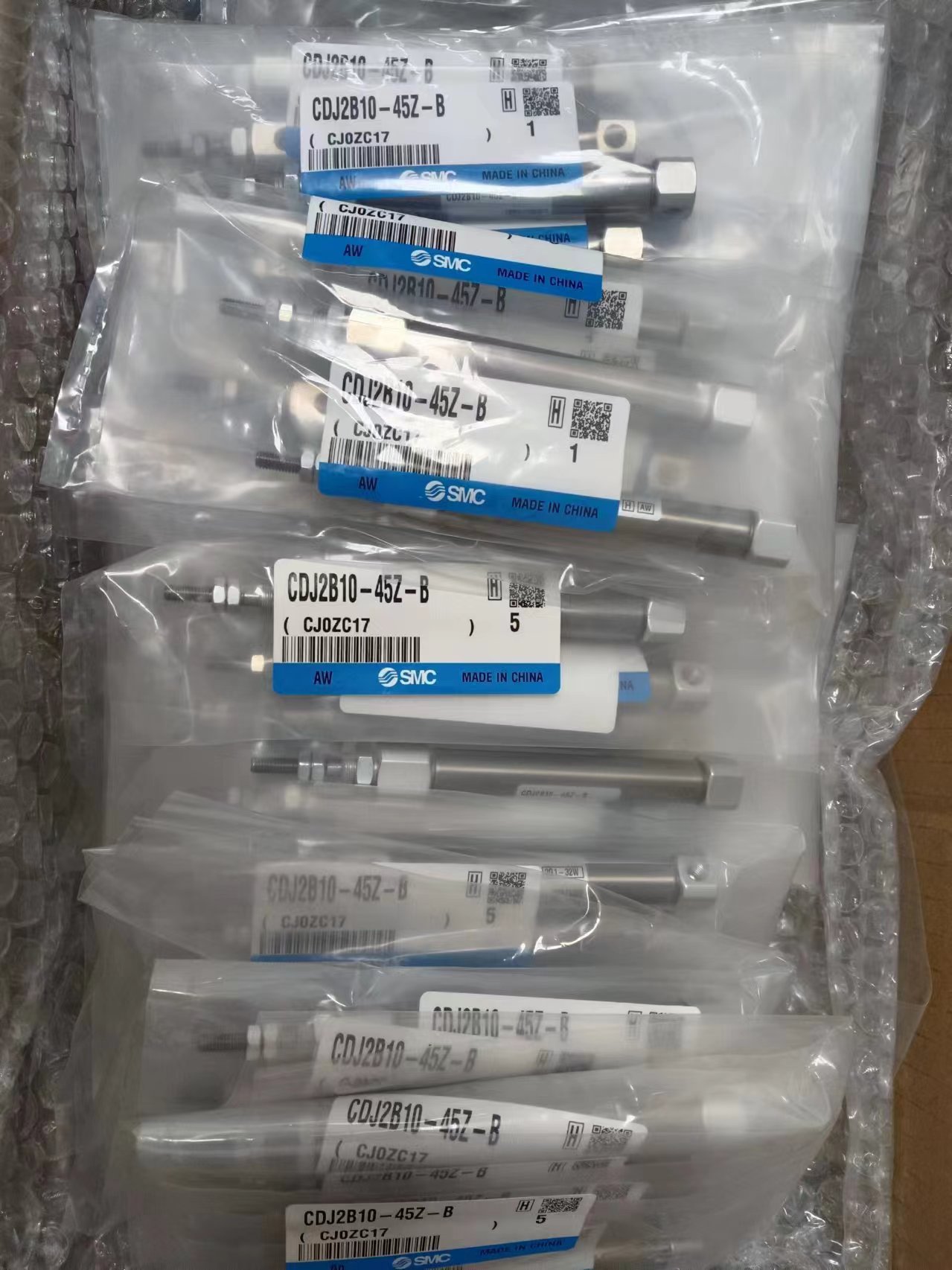 电商MRO供应链日本SMC双作用气缸CDJ2B10-45Z-B