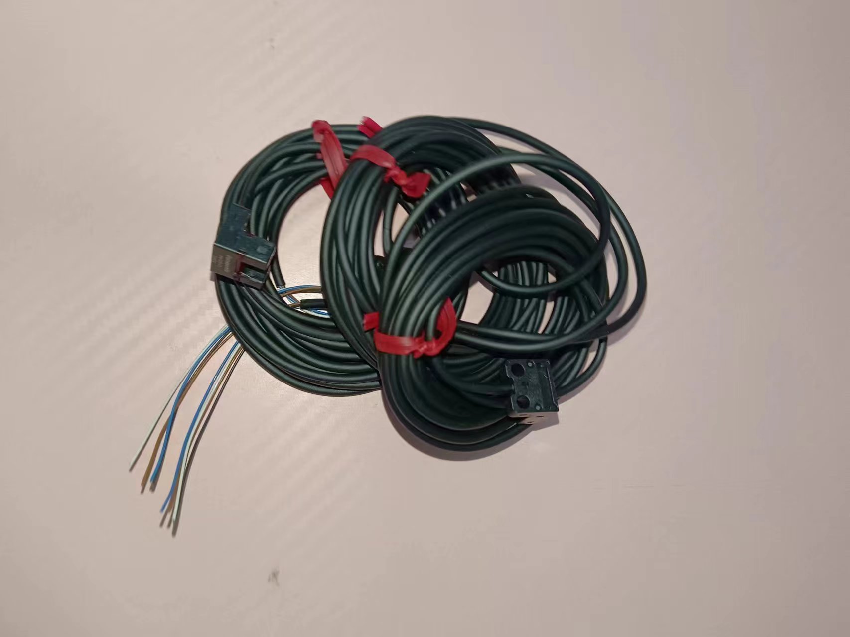 电商MRO供应链日本PANASONIC松下PM-L25-C3光电开关