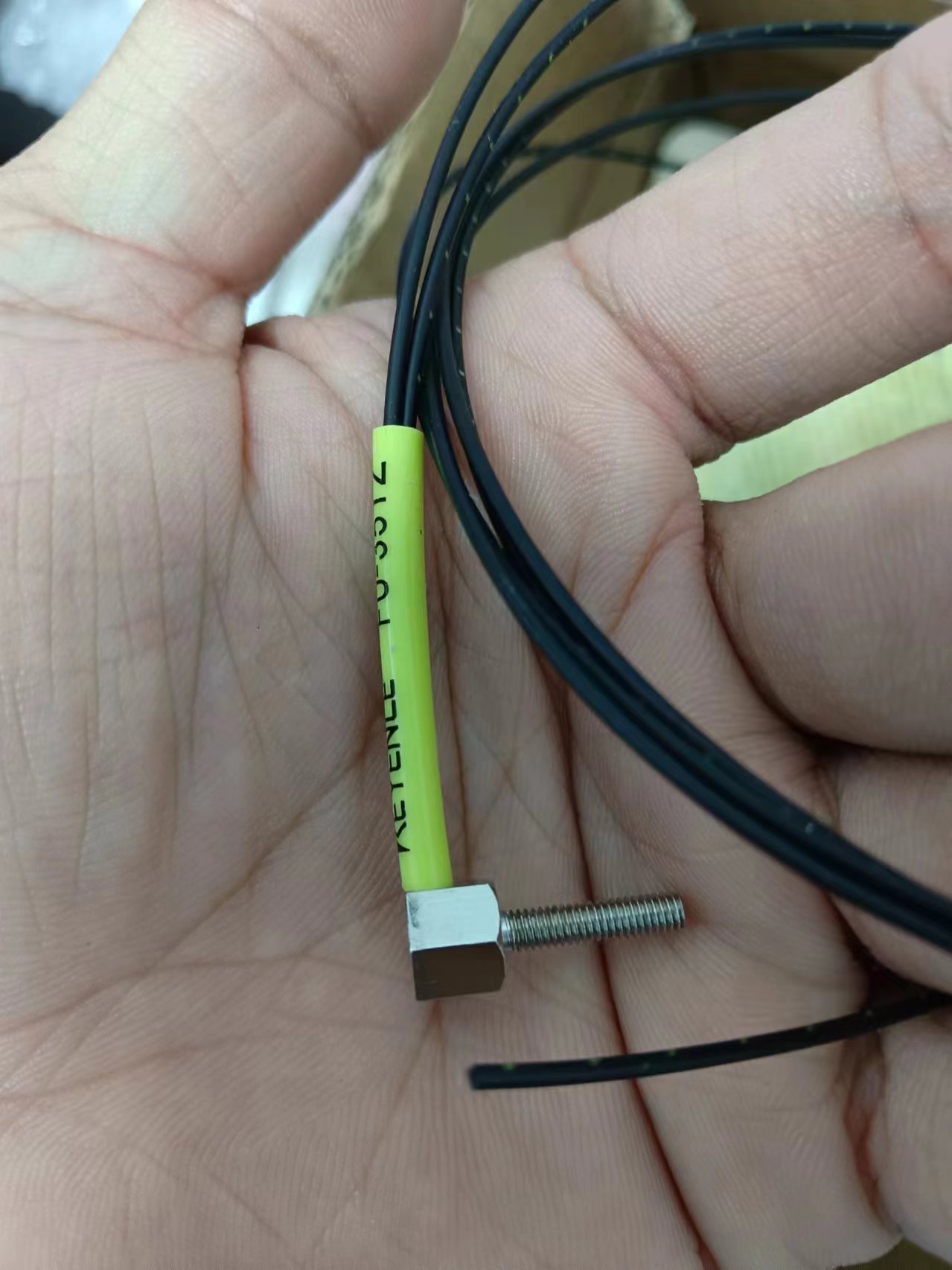 电商MRO供应链日本KEYENCE基恩士光纤单元反射型 FU-35FA