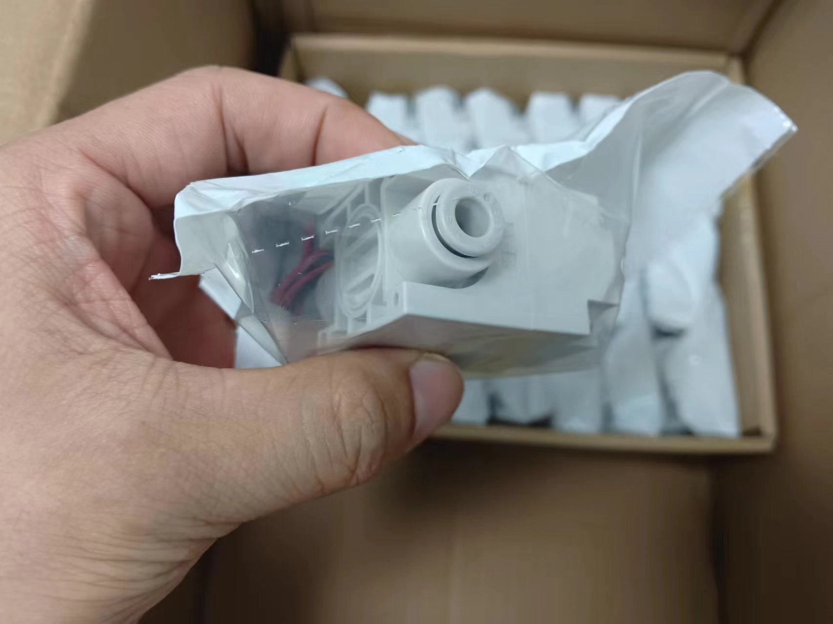 电商MRO供应链日本SMC电磁阀VQ21A1-5GZ-C6