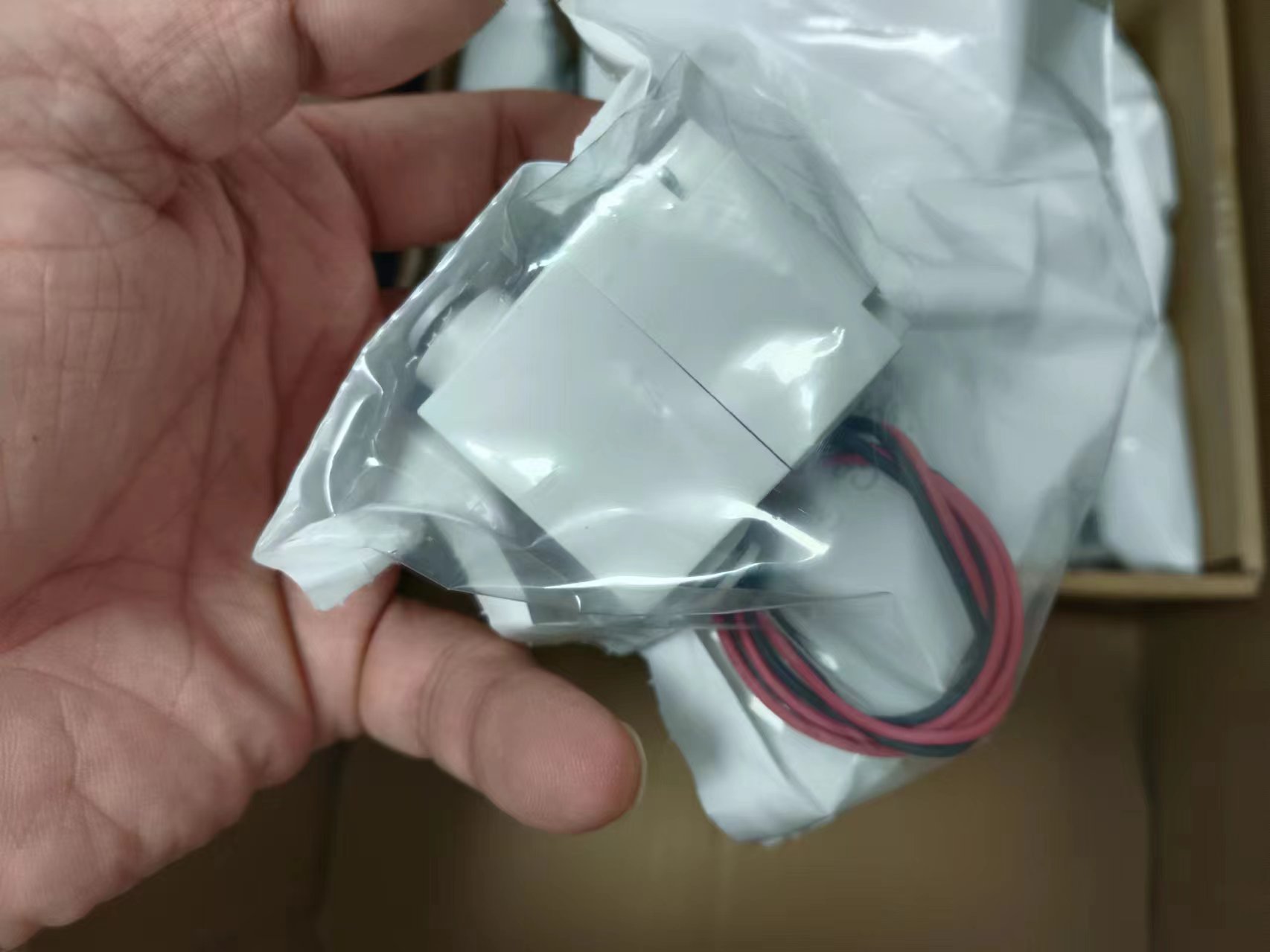 电商MRO供应链日本SMC电磁阀VQ21A1-5GZ-C6