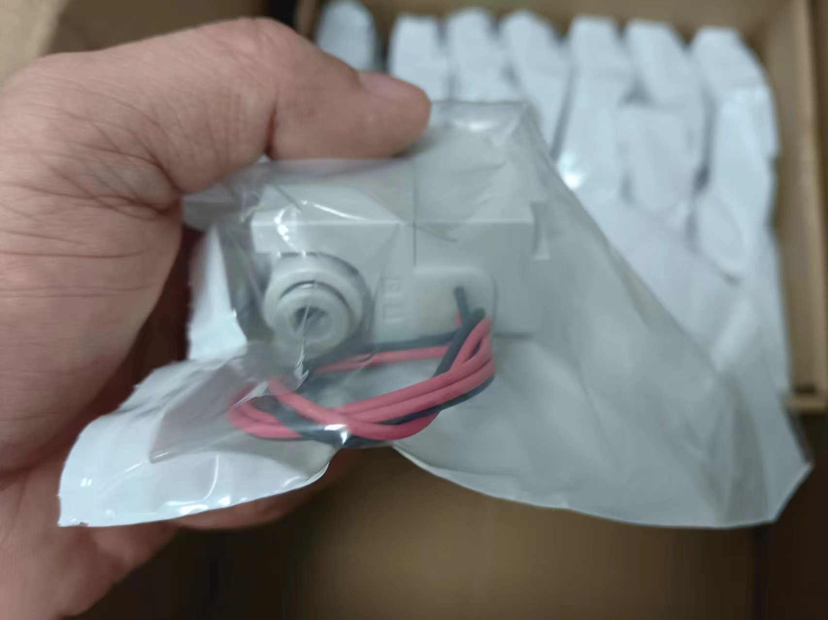 电商MRO供应链日本SMC电磁阀VQ21A1-5GZ-C6