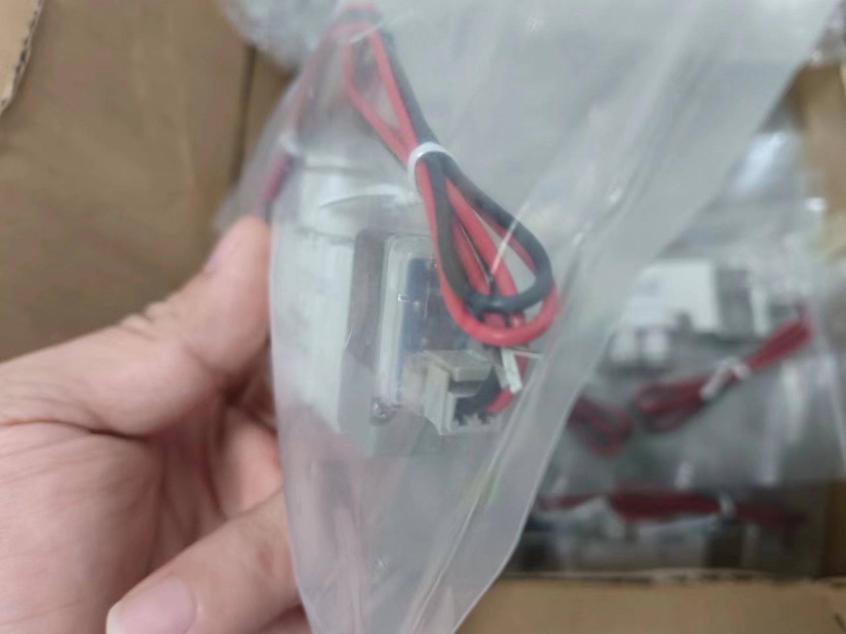 电商MRO供应链日本SMC电磁阀SY3220-5LZ-C4