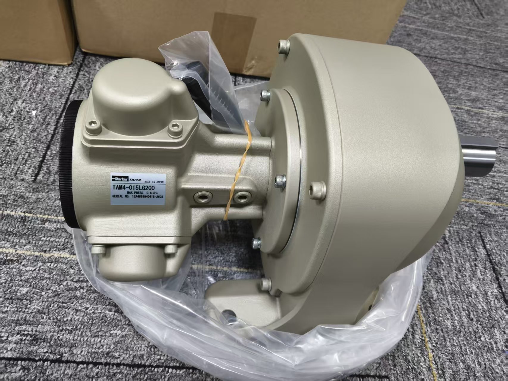 日本太阳铁工 气动马达TAM4-015LG200的产品概述