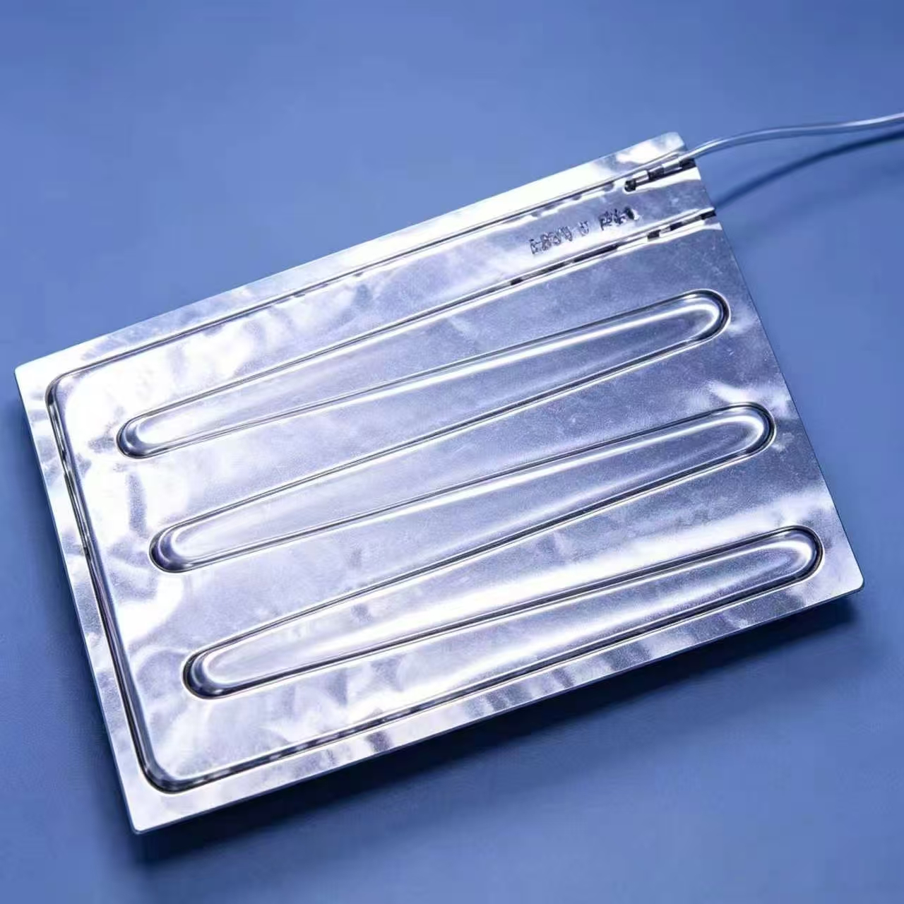 氟腐蚀特气管路传统伴热方案核心痛点